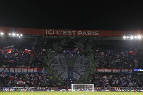Tifos des Ultras Parisiens d Auteuil FOOTBALL : PSG Vs Naples - Ligue des Champions - 24 10 2018 MichaelBaucher Panoramic 
