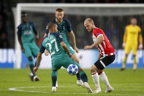 (L-R), Lucas of Tottenham Hotspur, Jorrit Hendrix of PSV during the UEFA Champions League group C match between PSV Eindhoven and Tottenham Hotspur FC at the Phillips stadium on October 24, 2018 in Eindhoven, The Netherlands UEFA Champions League 2018 2019 xVIxVIxImagesx xJeroenxPutmansxIVx 12553296
