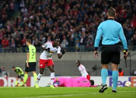 25.10.2018, Fussball UEFA Europa League 2018 2019, Gruppenphase, 3.Spieltag, RB Leipzig - Celtic Glasgow, in der Red Bull Arena Leipzig. Jubel Torschütze Bruma (mi., RB Leipzig) zum Tor zum 2:0