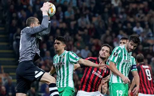 Photo LaPresse - Spada October 25 , 2018 Milan ( Italy ) Soccer Milan vs Real Betis Seville - Europa League - "San Siro Stadium " In the pic: Giacomo Bonaventura  Copyright: xSpada LaPresse LaPresse Spadax