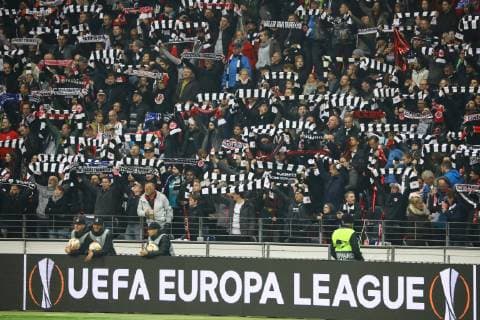 Frankfurter Fans feiern ein Fußballfest in der Europa League - 25.10.2018: Eintracht Frankfurt vs. Apollon Limassol FC, Commerzbank Arena, Europa League 3. Spieltag, DISCLAIMER: DFL regulations prohibit any use of photographs as image sequences and or quasi-video.