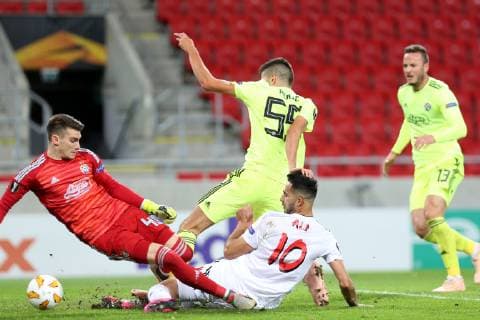TRNAVA 25.10.2018 PILKA NOZNA FOOTBALL LIGA EUROPY - UEFA EUROPA LEAGUE SPARTAK TRNAVA - DINAMO ZAGRZEB ZAGREB NZ. DOMINIK LIVAKOVIC (DINAMO) DINO PERIC (DINAMO) ALI GHORBANI (SPARTAK) GOL NA 1-0 FOT. MICHAL CHWIEDUK FOKUSMEDIA.COM.PL NEWSPIX.PL --- Newspix.pl  181025CHW017