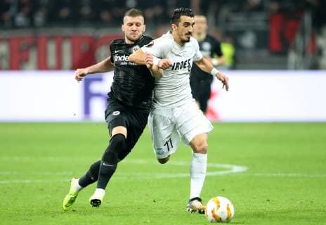 Fußball, EL, Eintracht Frankfurt - Apollon Limassol Deutschland, Frankfurt am Main, Commerzbank-Arena, 25.10.2018, Fussball - UEFA Europa League - Eintracht Frankfurt - Apollon Limassol Bild: v. l. Ante Rebic (Eintracht Frankfurt, 4) und Joao Pedro (Apollon Limassol, 17) Copyright: HMBxMedia xHeikoxBecker
