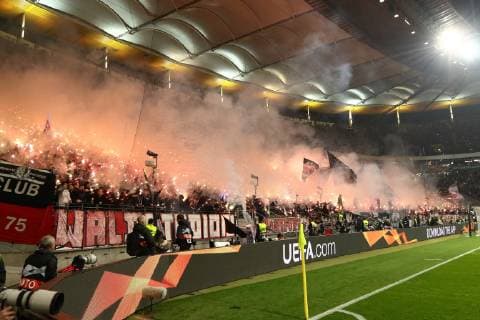 Frankfurter Fans zuenden Pyrotechnik im Spiel gegen Limassol Eintracht Frankfurt vs Apollon Limassol, Fussball, Europa League, 25.10.2018 Eintracht Frankfurt vs Apollon Limassol, Fussball, Europa League, 25.10.2018 Frankfurt Copyright: xEIBNER RenexWeissx EP_RWS