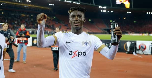 25.10.2018 Stadion Letzigrund Zürich , SCHWEIZ , Saison 2018 2019 Herren Fussball UEFA Europa League FC Zürich - Bayer 04 Leverkusen Schlussjubel Stephen Odey (FCZ)