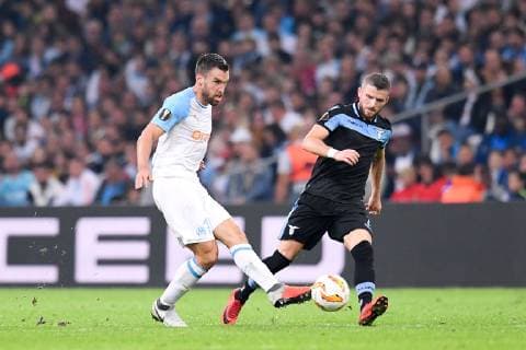 12 KEVIN STROOTMAN (OM) - 07 VALON BERISHA (LAZ) FOOTBALL : Marseille vs Lazio Rome - Ligue Europa - 25 10 2018 FEP Panoramic 