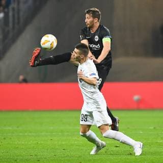(181026) -- FRANKFURT , Oct. 26, 2018 -- David Abraham (Up) of Eintracht Frankfurt vies with Anton Maglica of Apollon Limassol during the UEFA Europa League Group H match between Eintracht Frankfurt and Apollon in Frankfurt am Main, Germany, on Oct. 25, 2018. Eintracht Frankfurt won 2-0. ) (SP)GERMANY-FRANKFURT-SOCCER-UEFA EUROPA LEAGUE-FRANKFURT VS APOLLON UlrichxHufnagel 