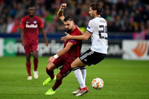 SOCCER - UEFA EL, RBS vs Rosenborg SALZBURG,AUSTRIA,25.OCT.18 - SOCCER - UEFA Europa League, group stage, Red Bull Salzburg vs Rosenborg BK. Image shows Munas Dabbur (RBS) and Marius Lundemo (Rosenborg). GEPAxpictures xFlorianxErtl