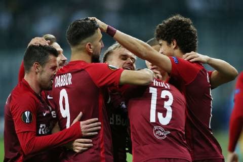 SOCCER - UEFA EL, RBS vs Rosenborg SALZBURG,AUSTRIA,25.OCT.18 - SOCCER - UEFA Europa League, group stage, Red Bull Salzburg vs Rosenborg BK. Image shows the rejoicing of Zlatko Junuzovic, Andreas Ulmer, Munas Dabbur, Fredrik Gulbrandsen, Hannes Wolf and Andre Ramalho (RBS). GEPAxpictures xMathiasxMandl