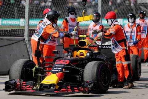 Formel 1, GP von Mexiko, Defekt bei Max Verstappen October 26, 2018 - EUM20181026DEP39.JPG.CIUDAD DE MEXICO.- Carts Autos-Formula-Uno.- 26 de octubre de 2018.- Aspectos del primer dia de practicas libres del Gran Premio de Mexico que se lleva a cabo en el Autodromo Hermanos Rodriguez. Foto: Agencia EL UNIVERSAL RCC. Latin News: October 26, 2018 Copyright: xJorgexSerratosx