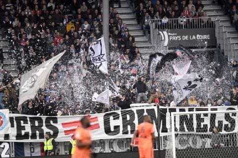 ILLUSTRATION - SUPPORTERS - DRAPEAUX FOOTBALL : Angers vs Lyon - Ligue 1 Conforama - 27 10 2018 AnthonyBIBARD FEP Panoramic 