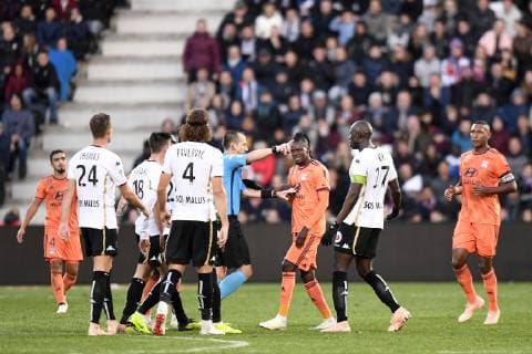 10 Bertrand TRAORE (ol) - COLERE - ALTERCATION FOOTBALL : Angers vs Lyon - Ligue 1 Conforama - 27 10 2018 AnthonyBIBARD FEP Panoramic 