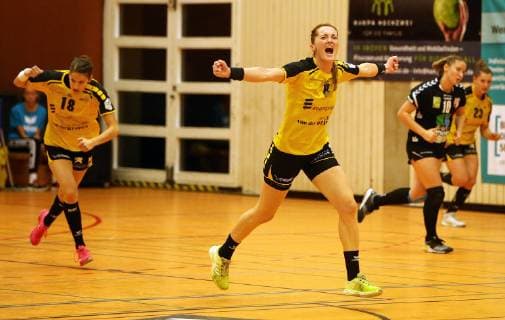 TV Nellingen - SV Union Halle-Neustadt Deutschland, Stuttgart, 27.10.2018, Handball, Frauen Bundesliga, Saison 2018 2019, TV Nellingen - SV Union Halle-Neustadt: Nr.8 Roxana Ioneac (TV Nellingen).