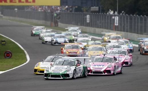 Motorsports: Porsche Mobil 1 Supercup, Mexico 2018, Start 19 Julien Andlauer (F, martinet by ALMERAS) 1 Michael Ammermüller (D, BWT Lechner Racing) 23 Larry ten Voorde (NL, Team Project 1) Mexico-City Mexico