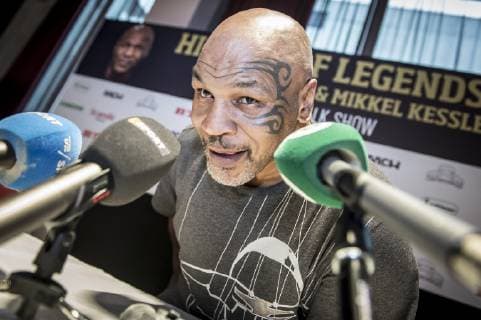 Boxen, Mike Tyson Mikkel Kessler History of Legends PK in Kopenhagen Mike Tyson ankommer til pressemoede paa Hotel Scandic i Koedbyen i Koebenhavn, tirsdag den 30. oktober 2018. Mike Tyson og Mikkel Kessler skal samme aften afholde talkshow i Cirkusbygningen om livets op og nedture med efterfoelgende spoergerunde.. , Copenhagen Denmark  Copyright: RitzauxScanpix MadsxClausxRasmussenx COP101 spdk20181030-142915-L