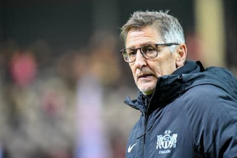 Trainer Andre Ladner (Coach, FC Zürich) Einzelbild, Aktion, Action Porträt, Portrait, Fussball, UEFA Women s Champions League, FC Bayern München - FC Zürich,
