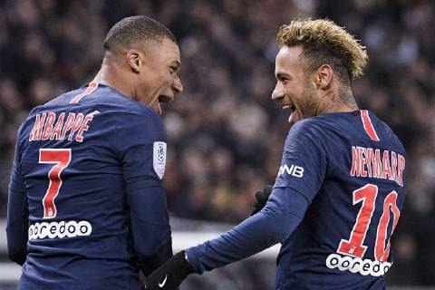 Sport Themen der Woche KW44 Sport Bilder des Tages 10 NEYMAR JR (PSG) - 07 KYLIAN MBAPPE (PSG) - JOIE FOOTBALL : Paris SG vs Lille - Ligue 1 Conforama - 02 11 2018 FEP Panoramic 