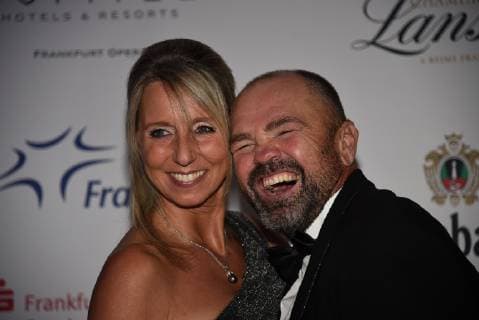Sport Themen der Woche KW44 Sport Bilder des Tages 03.11.2018, Frankfurt am Main, Alte Oper Deutscher SportpresseBall 2018 red Carpet - Roter Teppich Ex-Boxprofi Sven Ottke und Frau Monic Frank *** 03 11 2018 Frankfurt am Main Old Opera German Sports PressBall 2018 red Carpet Red Carpet Ex Boxing Professional Sven Ottke and Mrs Monic Frank