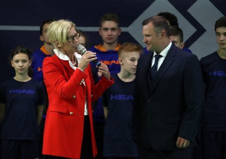04.11.2018 - Tennis - ATP Tennis Herren Challenger Cup - Bauer Watertechnology-Cup 2018 - Internationale Deutsche Hallenmeisterschaft - Finale Einzel - DaMa - Ilse Dölle (Bürgermeisterin Eckental ) im Interview mit Marcus Slany