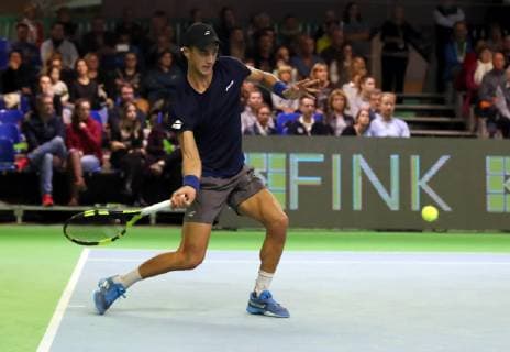 04.11.2018 - Tennis - ATP Tennis Herren Challenger Cup - Bauer Watertechnology-Cup 2018 - Internationale Deutsche Hallenmeisterschaft - Finale Einzel - DaMa - Antoine Hoang (FRA)