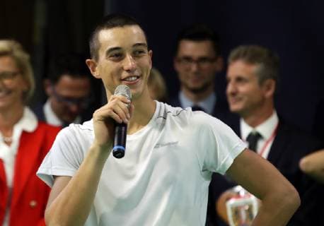 04.11.2018 - Tennis - ATP Tennis Herren Challenger Cup - Bauer Watertechnology-Cup 2018 - Internationale Deutsche Hallenmeisterschaft - Finale Einzel - DaMa - Freude Jubel nach Spielende - Antoine Hoang (FRA) im Interview
