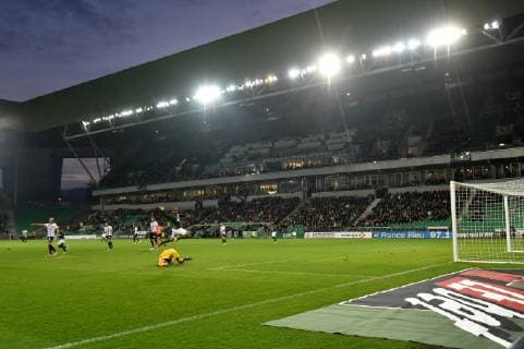 Fußball, AS St. Etienne - SCO Angers Wahbi Khazri (saint etienne) vs Ludovic Butelle (angers) FOOTBALL : Saint Etienne vs Angers - Ligue 1 Conforama - 04 11 2018 FredericChambert Panoramic 