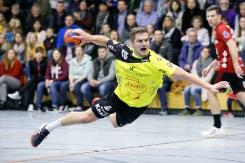 04.11.2018, xmzx, Handball 3.Liga, SG Bruchköbel - TV Erlangen-Bruck v.l. Max Panther (Bruchköbel) Bruchköbel Hessen Deutschland (DEU)