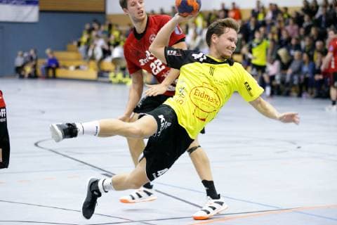 04.11.2018, xmzx, Handball 3.Liga, SG Bruchköbel - TV Erlangen-Bruck v.l. Stephan Denhart (Bruchköbel) Bruchköbel Hessen Deutschland (DEU)