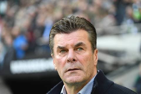 Fussball, 1.BL Saison 2018 2019, Borussia MönchenGladbach vs Fortuna Düsseldorf, 04.11.2018, Stadion im Borussia Park Mönchengladbach, Dieter Hecking Trainer Borussia Mönchengladbach ,Aktion, Einzelbild *** Soccer 1 BL Season 2018 2019 Borussia MönchenGladbach vs Fortuna Düsseldorf 04 11 2018 Stadium in Borussia Park Mönchengladbach Dieter Hecking Coach Borussia Mönchengladbach Action single picture