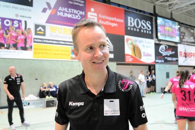 Andre Fuhr (TusSies Metzingen Trainer) TusSies Metzingen, Handball, HBF, EHF-Cup, Ligaspiel, 04.11.2018, Foto:TBaur Eibner TusSies Metzingen vs. VfL Oldenburg Metzingen Copyright: xEIBNER TobiasxBaurx EP_TBR
