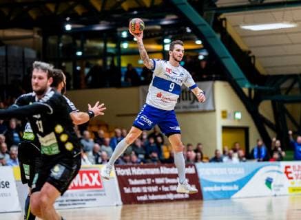 Marek Vranco 9 (Dessau-Rosslauer HV 06) waehrend der DKB Handball 2. Bundesliga Begegnung zwischen Dessau-Rosslauer HV 06 und Rhein Vikings in der Anhalt Arena am 4 November, 2018 in Bauhausstadt Dessau, Sachsen Anhalt (Saxony Anhalt), Deutschland (Germany) (Eibner Hartmut Boesener) HB-2BL Dessau-Rosslauer HV 06 - Rhein Vikings Dessau Copyright: xEIBNER HartmutxBoesenerx EP_HBR