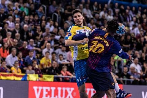 November 4, 2018 - Barcelona, Barcelona, Spain - Alex Dujshebaev, 10 of PGE Vive Kielce in actions during VELUX EHF Champions League match between FC Barcelona Barca Lassa and PGE Vive Kielce on November 04, 2018 at Palau Blaugrana, in Barcelona, Spain, Handball: VELUX EHF Champions League - Fc Barcelona Lassa v PGE Vive Kielce. - ZUMAa181 20181104_zaa_a181_080 Copyright: xAFP7x