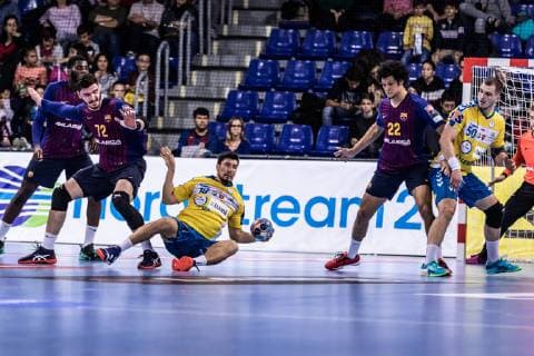 November 4, 2018 - Barcelona, Barcelona, Spain - Alex Dujshebaev, 10 of PGE Vive Kielce in actions during VELUX EHF Champions League match between FC Barcelona Barca Lassa and PGE Vive Kielce on November 04, 2018 at Palau Blaugrana, in Barcelona, Spain, Handball: VELUX EHF Champions League - Fc Barcelona Lassa v PGE Vive Kielce. - ZUMAa181 20181104_zaa_a181_055 Copyright: xAFP7x