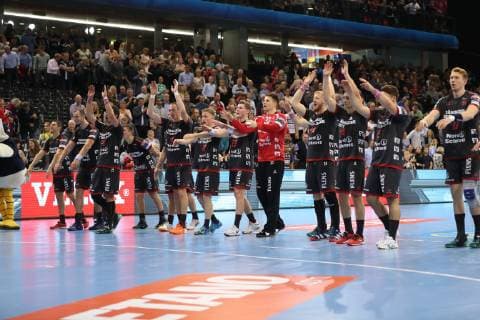 Jubel nach Sieg SG Flensburg-Handewit Flensburg Schleswig-Holstein Deutschland Flens-Arena Copyright: xAgentur54Gradx xSpeedphotosx