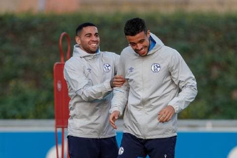 05.11.2018, Fussball, Saison 2018 2019, Champions League, 4. Spieltag -Pressekonferenz + Abschlusstraining FC Schalke 04 v. l. Omar Mascarell (FC Schalke 04), Franco DI SANTO (FC Schalke 04) Gelsenkirchen Veltins Arena NRW Deutschland