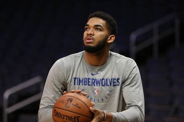 November 5, 2018 Los Angeles, CA..Minnesota Timberwolves center Karl-Anthony Towns 32 warming up before the Houston Rockets vs Los Angeles Clippers at Staples Center on November 5, 2018. ( Jevone Moore) NBA Basketball Herren USA 2018: MINNESOTA TIMBERWOLVES VS LOS ANGELES CLIPPERS NOV 05 - ZUMAc04_ 20181105_zaf_c04_134 Copyright: xJevonexMoorex xCalxSportxMediax