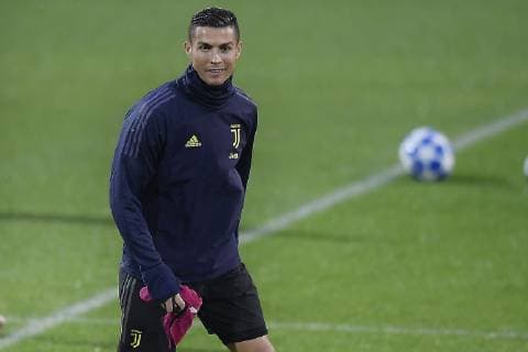 Fußball, CL, Juventus Turin Training Photo LaPresse - Fabio Ferrari November 06, 2018 Turin, Italy soccer Juventus fc session training day before Juventus Fc vs Manchester United ManU - Uefa Champions League 2018 2019 - Allianz Stadium - Group H. In the pic:Cristiano Ronaldo  Copyright: xFabioxFerrari LaPressex