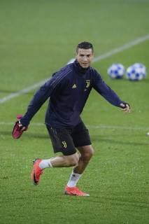 Fußball, CL, Juventus Turin Training Photo LaPresse - Fabio Ferrari November 06, 2018 Turin, Italy soccer Juventus fc session training day before Juventus Fc vs Manchester United ManU - Uefa Champions League 2018 2019 - Allianz Stadium - Group H. In the pic:Cristiano Ronaldo  Copyright: xFabioxFerrari LaPressex