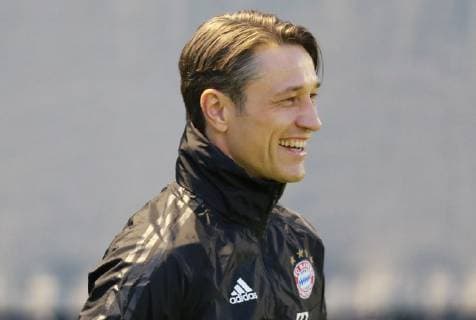Trainer Niko Kovac gut gelaunt Fussball FC Bayern München. Abschlußtraining vor dem CL-Spiel gegen AEK Athens FC 06.11.2018 DFL UND DFB REGULATIONS PROHIBIT ANY USE OF PHOTOGRAPHS AS IMAGE SEQUENCES AND OR QUASI-VIDEO.