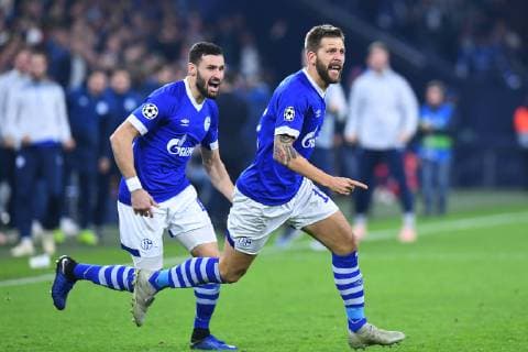 Fußball Champions League Gruppenphase 4. Spieltag FC Schalke 04 - Galatasaray Istanbul am 06.11.2018 in der Veltins Arena in Gelsenkirchen Torjubel zum 1:0 durch Guido Burgstaller ( Schalke ) DFL Regulations prohibit any use of photographs as image sequences and or quasi video.