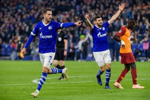 Mark Uth (FC Schalke 04 7) beim Torjubel nach dem Treffer zum 2:0 mit Daniel Caligiuri (FC Schalke 04 18) beim Champions League Spiel zwischen dem FC Schalke 04 und Galatasaray Istanbul am 06.11.2018, FC Schalke 04 vs Galatasaray Istanbul, Champions League Gruppenphase, 06.11.2018 Gelsenkirchen Copyright: xSchuelerx xEibnerx-xPressefotox EP_EER