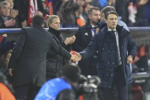 07.11.2018, Fussball UEFA Champions League 2018 2019, Gruppenphase, 4.Spieltag, FC Bayern München - AEK Athen, in der Allianz-Arena München. Shakehands, v.li: Sportdirektor Hasan Salihamidzic (Bayern München) mit Trainer Niko Kovac (FC Bayern München).