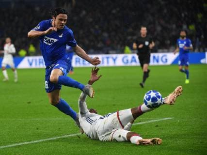 07.11.2018, xmeix, Fussball UEFA Champions League, Olympique Lyon - TSG 1899 Hoffenheim, emspor, v.l. Olympique Lyons Marcelo gegen Nico Schulz (TSG 1899 Hoffenheim) DFL DFB REGULATIONS PROHIBIT ANY USE OF PHOTOGRAPHS as IMAGE SEQUENCES and or QUASI-VIDEO Lyon