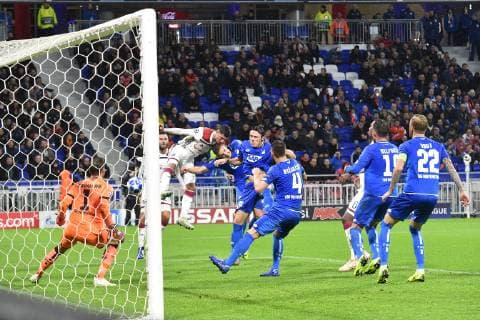 Houssem Aouar (lyon) vs Pavel Kaderabek (hoffenheim) FOOTBALL : Lyon vs Hoffenheim - Phase de groupes - Ligue des Champions - 07 11 2018 FredericChambert Panoramic 