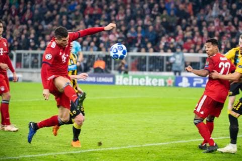07.11.2018, xkvx, Fussball UEFA Champions League, FC Bayern Muenchen - AEK Athen emspor, v.l. Goal scored, Tor zum 1:0 durch Robert Lewandowski (FCB - FC Bayern Muenchen) (DFL DFB REGULATIONS PROHIBIT ANY USE OF PHOTOGRAPHS as IMAGE SEQUENCES and or QUASI-VIDEO) Muenchen