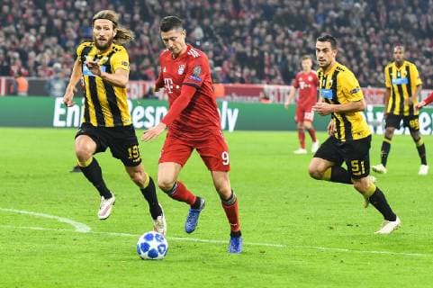 Chance fuer m9 gegen Dmytro Chygrynskiy 19 (AEK Athen) , FC Bayern Muenchen vs. AEK Athen, Fussball, Vorrunde, Champions League, 07.11.2018 Muenchen Bayern Deutschland