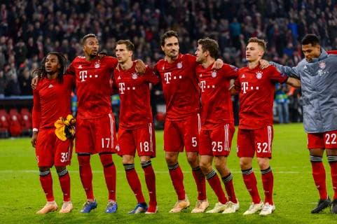 Sport Bilder des Tages Munich, Germany 07.11.2018, UEFA Champions League - 2018 19 Season, Rueckrunde, Gruppenphase - Gruppe E, 4. Spieltag, FC Bayern Muenchen - AEK Athens FC, Renato Sanches (FCB), Jerome Boateng (FCB), Leon Goretzka (FCB), Mats Hummels (FCB), Thomas Mueller (FCB), Joshua Kimmich (FCB) und Serge Gnabry (FCB) jubeln ( DeFodi527