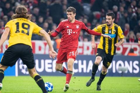 07.11.2018, xkvx, Fussball UEFA Champions League, FC Bayern Muenchen - AEK Athen emspor, v.l. Thomas Mueller (FCB - FC Bayern Muenchen) (DFL DFB REGULATIONS PROHIBIT ANY USE OF PHOTOGRAPHS as IMAGE SEQUENCES and or QUASI-VIDEO) Muenchen