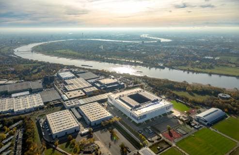 MERKUR Spiel-Arena Düsseldorf, Fussballstadion, Veranstaltungszentrum an der Messe Düsseldorf, Stockum, Düsseldorf, Niederrhein, Nordrhein-Westfalen, Deutschland !ACHTUNGxMINDESTHONORARx60xEURO!