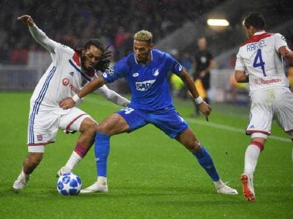 07.11.2018, xmeix, Fussball UEFA Champions League, Olympique Lyon - TSG 1899 Hoffenheim, emspor, v.l. Olympique Lyons Jason Denayer gegen Joelinton (TSG 1899 Hoffenheim), Olympique Lyons Rafael Da Silva DFL DFB REGULATIONS PROHIBIT ANY USE OF PHOTOGRAPHS as IMAGE SEQUENCES and or QUASI-VIDEO Lyon